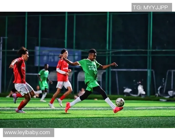 成都足球队实力飙升创造历史新高引发关注与期待